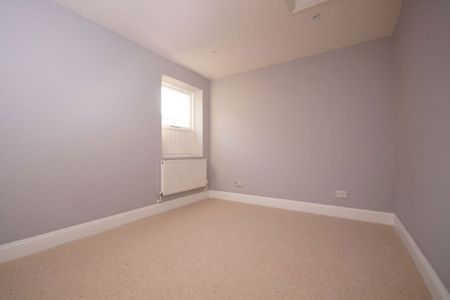 A 3 Bedroom House in Montpellier GL50 2QH - Photo 5