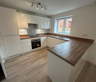 4 bedroom property to rent - Photo 2