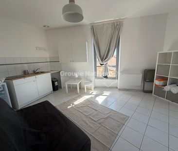 Location Appartement 1 pièce 21m² - Photo 2