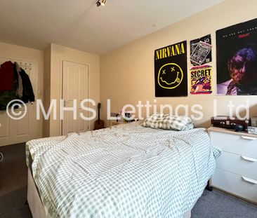 4 Bedroom Flat for rent in Abbots Mews - Photo 3