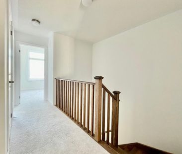 For Lease - 83 Milady Crescent, Barrie, Ontario - Photo 4