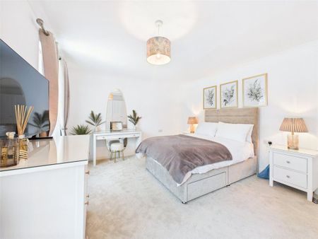 1 bedroom semi-detached house to rent - Photo 4