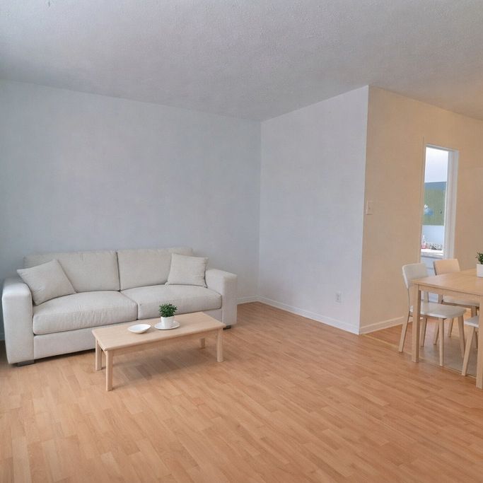3 1/2 Près Du Cégep - Photo 1
