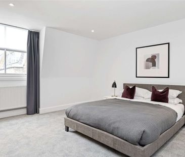 An exceptional one bedroom, penthouse, apartment set in a popular d... - Photo 3