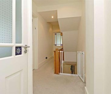 Watling Street, Radlett, Hertfordshire, WD7 - Photo 2