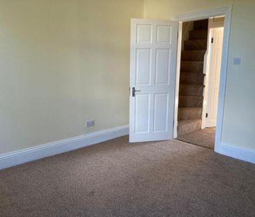 3 bedroom detached house to rent - Photo 6