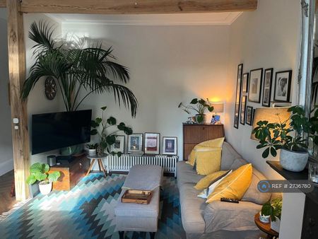 2 bedroom flat to rent - Photo 3