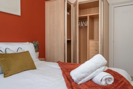 3 bedroom apartment to rent - Photo 3