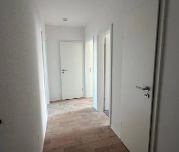 Frisch renovierte 2-Zimmer-Wohnung mit Balkon in der Viersener Inne... - Photo 1