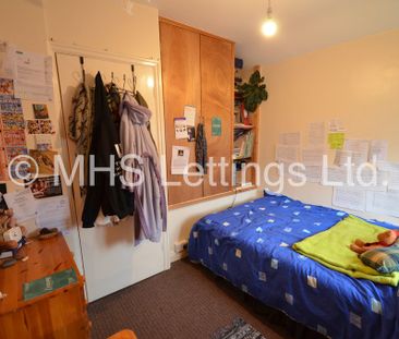5 Bedroom Semi-Detached House for rent in Newport View - Photo 6