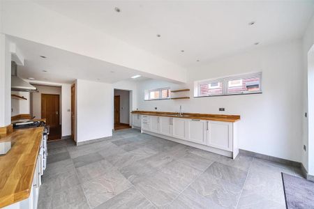3 bedroom house to rent - Photo 5