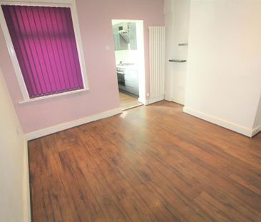 2 bedroom terraced house to rent - Photo 6