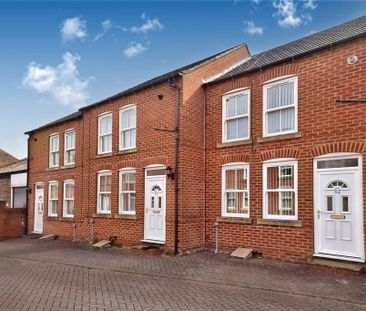 2 bedroom terraced house to rent - Photo 2