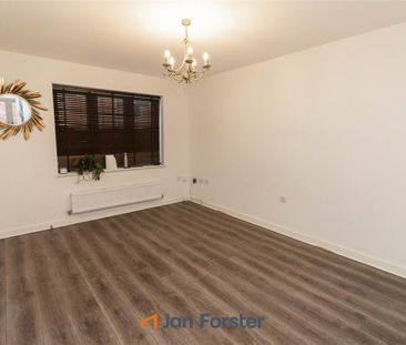 3 Bedroom House - Photo 1