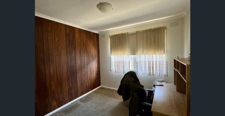 Two Bedroom Unit Close to Town - Photo 2