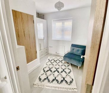 3 bedroom end of terrace house to rent - Photo 6