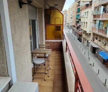 Carrer de Campoamor, L'Hospitalet de Llobregat, Catalonia 08907 - Photo 1