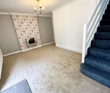 2 bedroom terraced house to rent - Photo 3