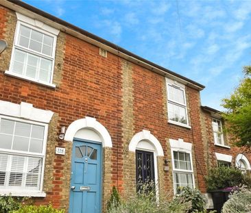 2 bedroom terraced house to rent - Photo 1