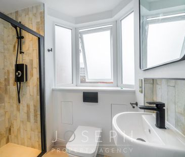 1 bedroom penthouse to rent - Photo 6