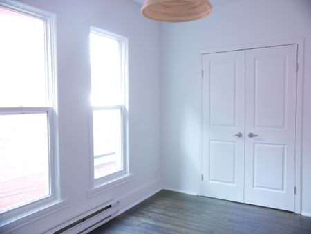 For Lease - 10 Earnbridge Street Unit# Upper, Toronto, Ontario - Photo 5