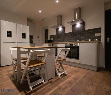 1 bedroom in a house share to rent - Photo 6