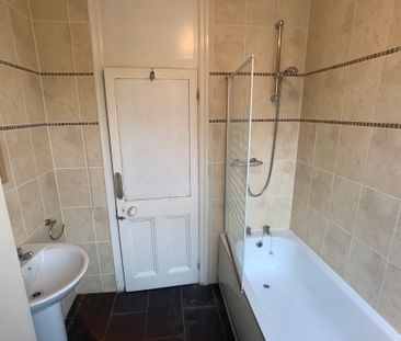 Feversham Crescent, Wigginton Road - P11035 - Photo 6