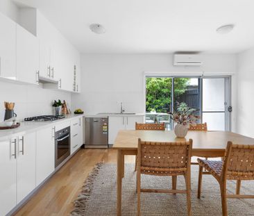 Modern Parkside Living in the Heart of Maidstone - Photo 1