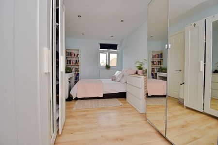 5 bedroom terraced house to rent - Photo 3