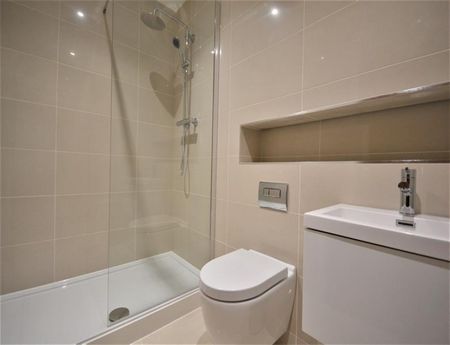 2 Bedroom Apartment To Let - Photo 5
