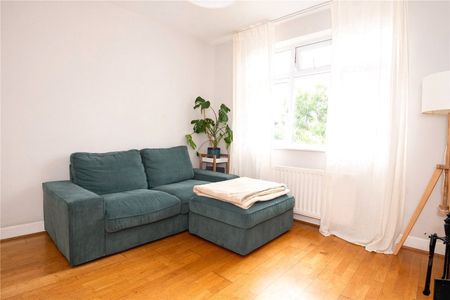 Second Cross Road, Twickenham, TW2 - Photo 2