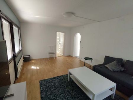 Helsingörsgatan, Kista - Photo 2