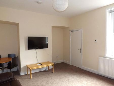 4 bedroom house to rent - Photo 4