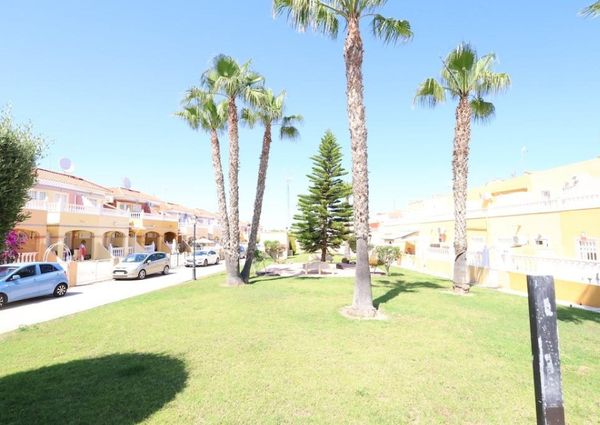 Adosado en la Regia . Temporada larga.