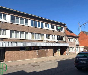 Appartement met 2 slaapkamers, terras en garage nabij het centrum v... - Photo 1