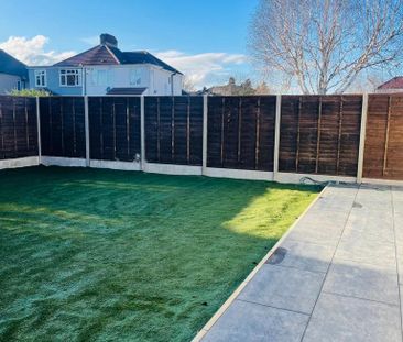 1 bedroom in a house share to rent - Photo 4