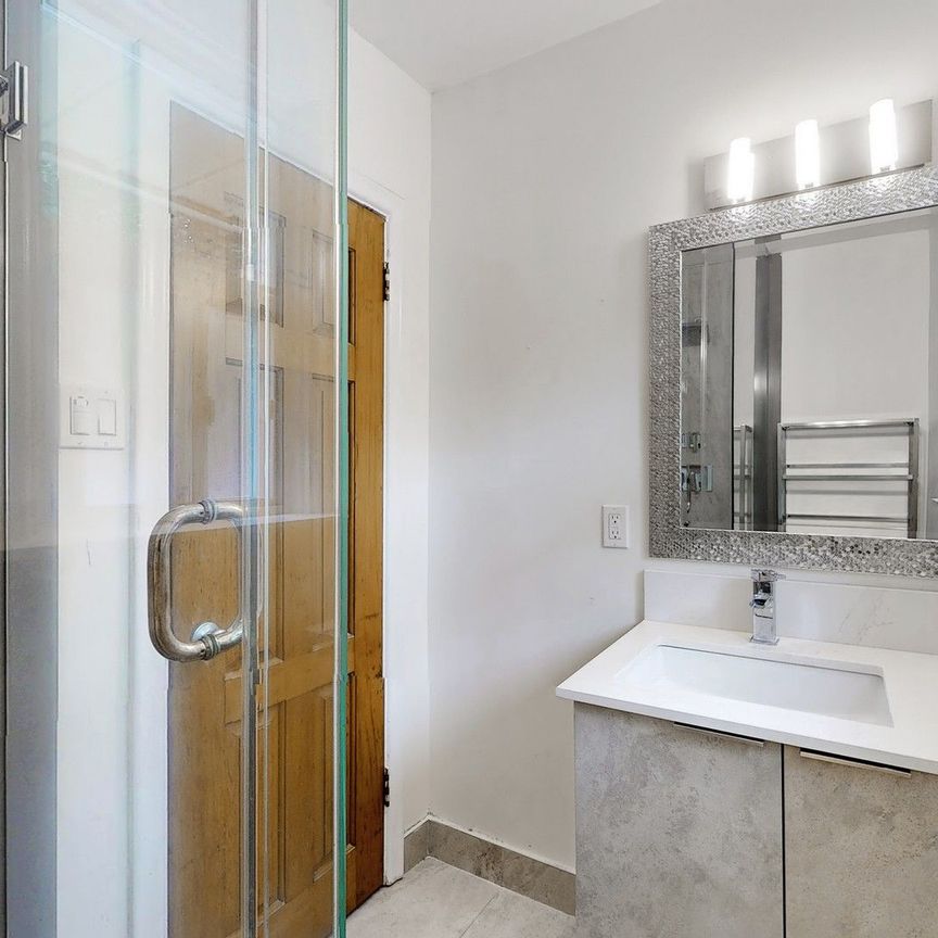 For Lease - 365 Osiris Drive, Richmond Hill, Ontario - Photo 1