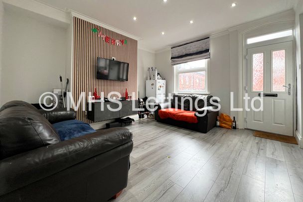 3 Bedroom Mid Terraced House for rent in Granby Road - Photo 1