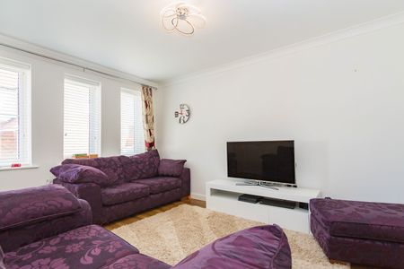 Bakers Place, Woodley, RG5 - Photo 3