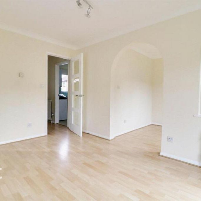 2 bedroom semi-detached house to rent - Photo 1