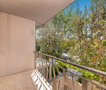 One Bedder of Generous Proportions! - Photo 4