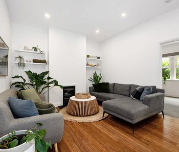 Renovated Beachside Pad with Art Deco Flair - Photo 1