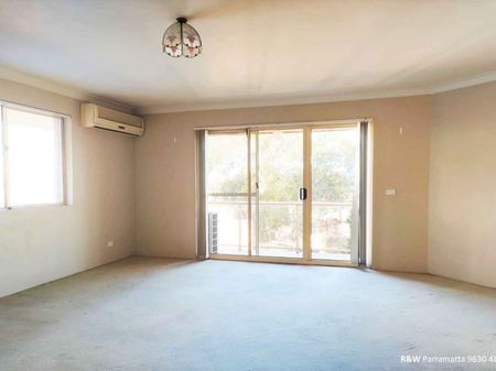 SOUGHT AFTER LOCATION, CLOSE TO SHOPS, RESTAURANTS - Photo 5