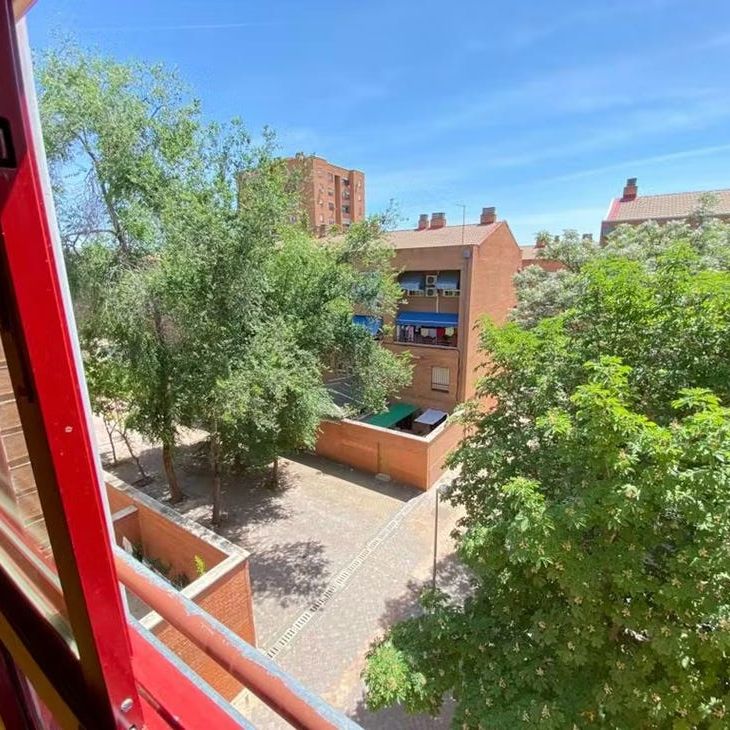 Calle del Cabo Machichaco, Madrid, Community of Madrid 28053 - Photo 1