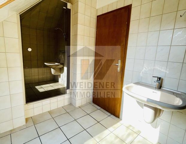 Große 2,5-Raum-Wohnung mit Wanne und Dusche! Maisonette! - Foto 1