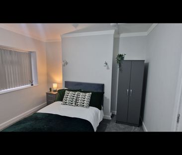 Room in a Shared Flat, Springfield Court, B28 - Photo 4