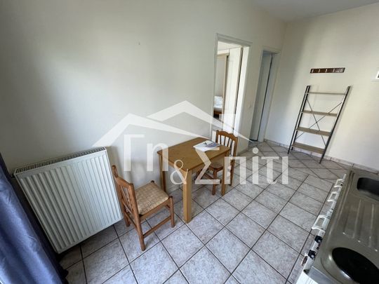 Γκαρσονιέρα προς ενοικίαση 280 € - Photo 1