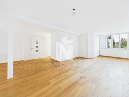 Helle und grosszügige 5.5-Zimmer-Wohnung am Löwenkreisel mit Balkon, Waschturm und 2 Badezimmern - Foto 2