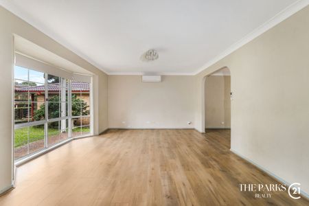Spacious Family Home - Photo 2
