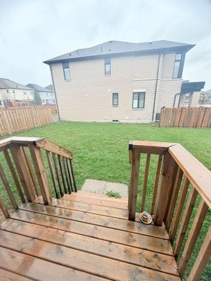 For Lease - 53 Woolacott Lane, Clarington, Ontario - Photo 1